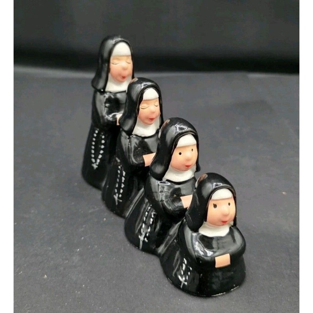 Department 56 Snow Village Singing 4 Nuns Porcelain Figurine Vtg Dept